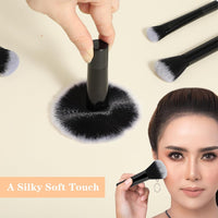 Mini Travel Makeup Brush Set™