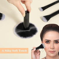 Mini Travel Makeup Brush Set™